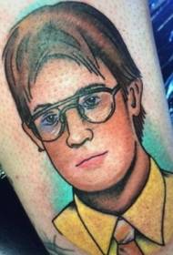 modello di tatuaggio viso vecchio colore shcool uomo