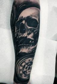 bra ansyen lekòl nwa zo bwa tèt ak revèy modèl tatoo