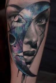 ženski portretni ilustrator mjesečevog uzorka tetovaže u boji