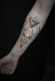 Craniu de cerb linie neagră cu gleznă cu model de tatuaj geometric