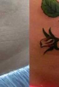 Tattooen maachen Är Narben aus Blummen