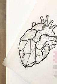 linea nera schizzo persunalità creativa manoscrittu cuore tatuaggio