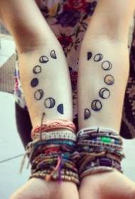 lány karja szép hold pálya tetoválás minta