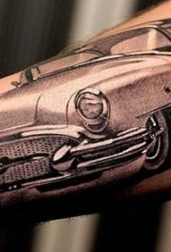 Aarm-realistesch Auto Tattoo Muster