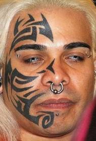Motif de tatouage totem de pointe noire pour hommes