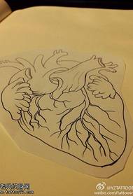 Vázlatos szív tetoválás kéziratos kép