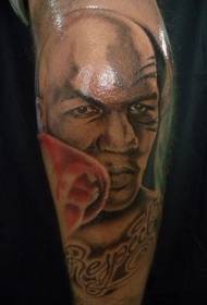 Mike Tyson portret twarzy i wzór tatuażu litery