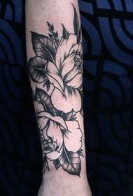 patrón de tatuaje de brazo de brazo de flor negra