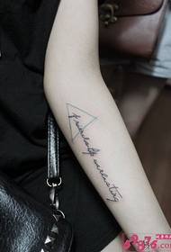 ciki triangle Turanci tattoo hoto