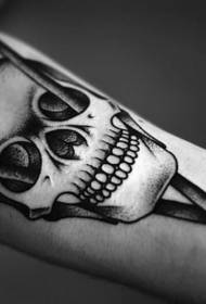 modèle de tatouage crâne et bâton de bâton noir