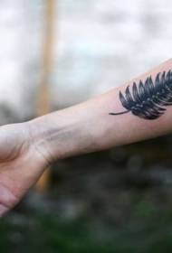 zwart single leaf fern arm tattoo patroon