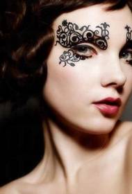 modello di tatuaggio del viso moda e modello di tatuaggio del viso chic