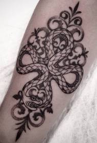 Potītes dūriena stila melnās čūskas tetovējums