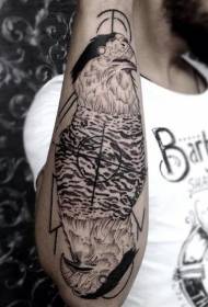 Αγκαλιά μαύρο Ενδιαφέρουσα σχεδίαση μοτίβο τατουάζ αετού