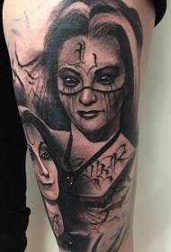 patrún tattoo ialtóg duillín dubh dubh bhean