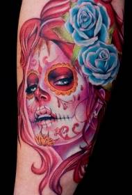 patrón de tatuaje de niña rosa y brazo rosa azul