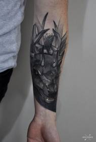 modello del tatuaggio del cervo del demone di colore di stile di intaglio del braccio