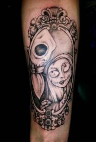 Modello del tatuaggio del ritratto delle coppie delle zombie in bianco e nero semplice del piccolo braccio