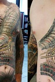 padrão de tatuagem de armadura completa de cor masculina