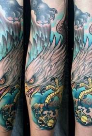 braccio color aquila vecchia scuola modello tatuaggio