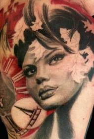 kleur mooie famkesportretklok en leaf tatoetepatroon