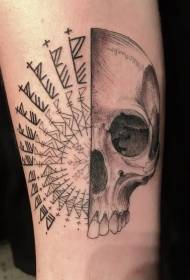 kagiliw-giliw na Itim na bungo na may pattern ng tattoo ng pagkatao
