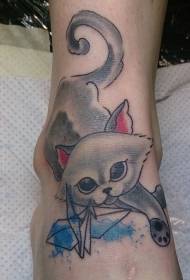 on the instep on the kitten iyo qaabka loo yaqaan 'crane qaabka tattoo tattoo'