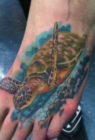 podbiciu kolor realistyczny wzór tatuażu żółwia