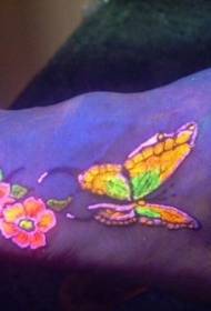 Pattern di tatuaggi di farfalla fluorescente di culore infantil