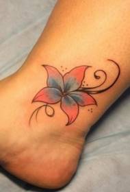 fată glezna model luminos tatuaj floare