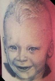 realistické tetovanie portrét dieťaťa