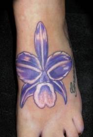 modello del tatuaggio viola orchidea colore collo del piede