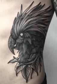 kukopa kalembedwe wakuda parrot wokhala ndi Leaf mbali nthiti tattoo