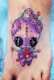 Pakāpeniski gudrs akvareļa stila lelles voodoo lelle tetovējums