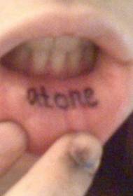 labbro interno femminile modello tatuaggio alfabeto inglese