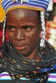Patrón de tatuaje de cara de logotipo tribal africano