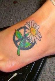 modello del tatuaggio del fiore di colore del piede femminile