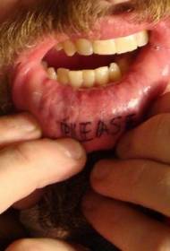 crno slovo tetovaže slova na usnama