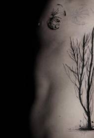 側肋令人難以置信的黑色孤獨大樹與月亮紋身圖案