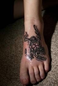 Padrão de tatuagem de tartaruga ninja marrom peito do pé