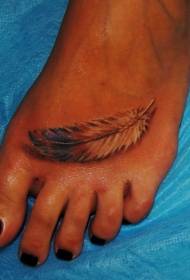 Жіночий удар реалістичні пір'я татуювання візерунок