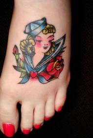 मादी इंस्टेप रंग गोंडस मुलगी टॅटू