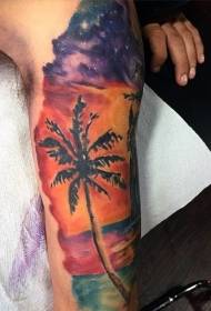 palmier de culoare braț cu model de tatuaj apus de soare ocean
