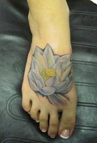 tatuaggio acquerello loto bianco sul collo del piede femminile
