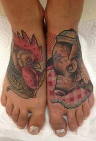 collo del tatuaggio colorato immagine del tatuaggio del gallo e del maiale