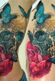 kugu gefe launi na mutum skull tattoo da malam buɗe ido ƙirar garkuwa