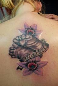 красиви две розови цветя и бебешки стъпки татуировка модел
