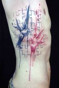 синий и красный ласточка пазл сторона ребра татуировки