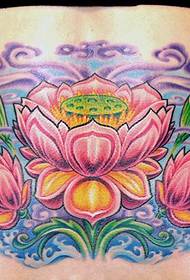 sumbanan sa likod nga lotus nga tattoo