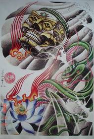 Medio 胛 patrón de tatuaxe: un patrón de tatuaxe de loto 莲花 莲花 medio cocido
